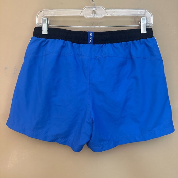 Code 22 Swim / Gym Shorts Large 3" inseam Gently worn 100% polyester Fully lined - Picture 3 of 3